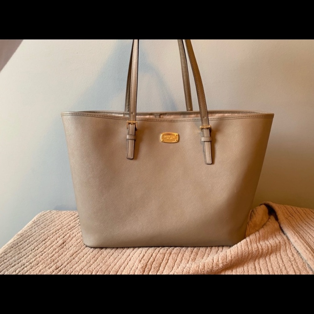 Michael Kors Tote